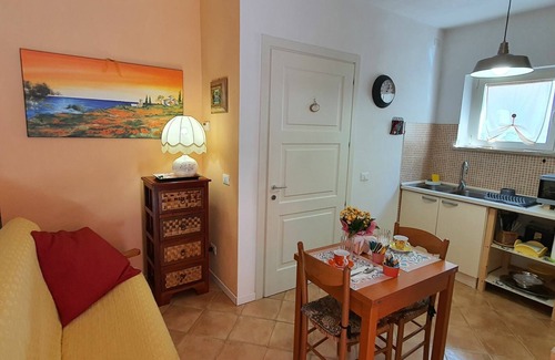 Capannori House | Cozy Villa for Two with Private Pool & Pet-Friendly Perks