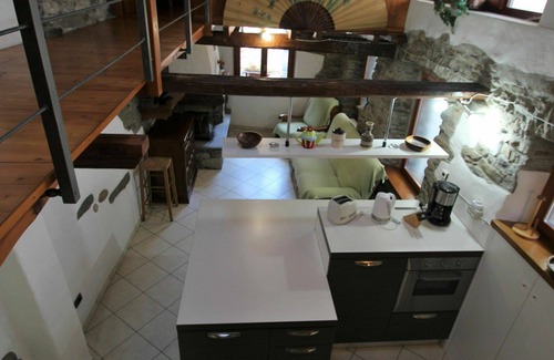 Castelveccana House | Inviting Villa for 4 with Lake View and Spa Amenities