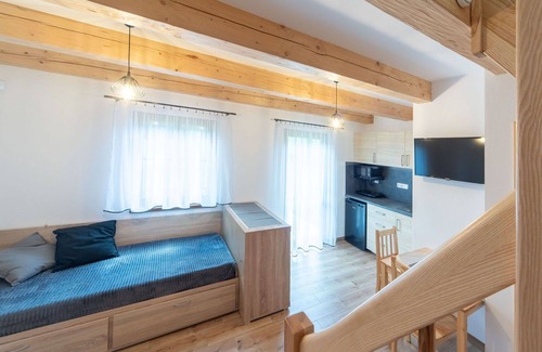 Straz nad Nezarkou House | Cozy Villa for 5 with WiFi, Terrace, and Pet-Friendly Stays