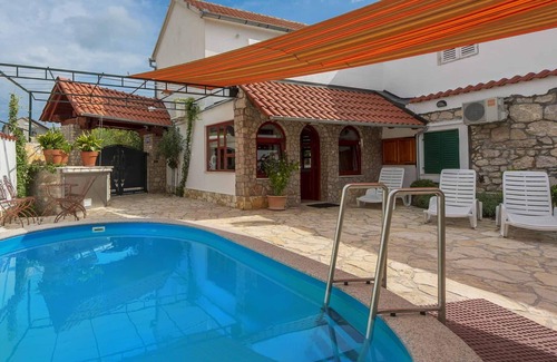 Cista Velika House | Beautiful Villa for 8 with Private Pool and Ocean Views