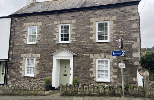 Mevagissey House | Private Villa for 14 with Ocean View and Relaxing Terrace
