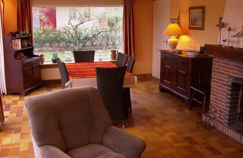 Oostduinkerke-Bad Villa | Idyllic Villa Near the Beach with Family-Friendly Amenities