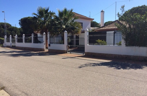 El Portil Villa | Idyllic Villa in El Portil with Pool, Steps from the Beach