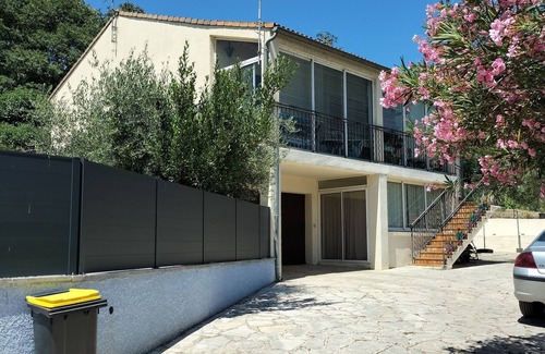 Cazilhac House | Relaxing Villa with Pool in Peaceful Neighborhood