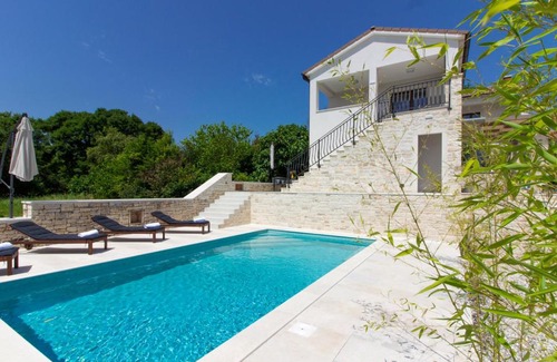 Golas Villa | Discover Villa Irma: Private Pool Getaway Near Rovinj