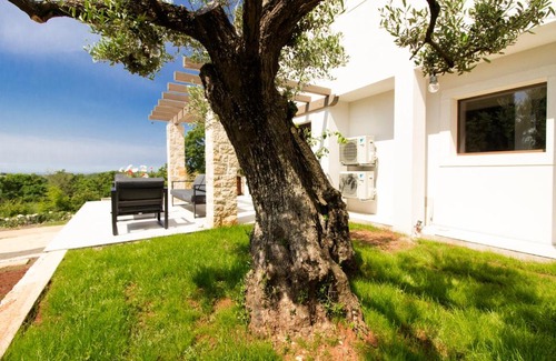 Golas Villa | Discover Villa Irma: Private Pool Getaway Near Rovinj