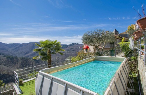 Casoli House | Inviting Villa with Private Pool, WiFi, and Pet-Friendly Stays