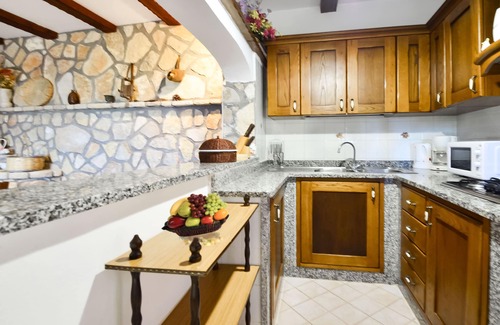 Termini Villa | Elegant Villa Bacco: Sea View, Pool & Garden Retreat
