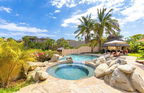 Los Cabos Villa | Exclusive Villa with Private Beach & Exceptional Service