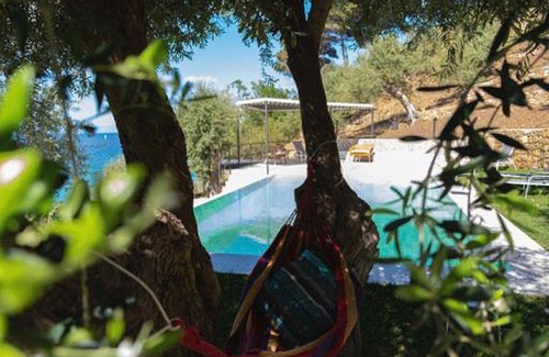 Sant'Ambrogio Villa | Seaside Villa with Pool and Ocean View for Your Stay