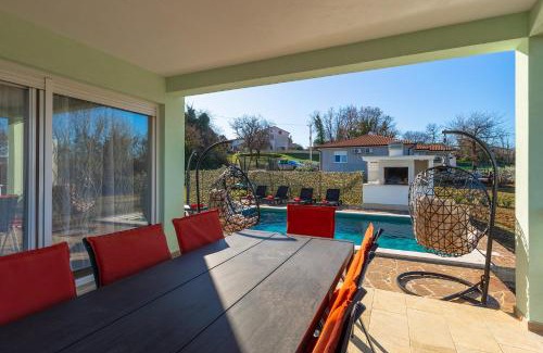 Radini Villa | Idyllic Villa Petar: Poolside Retreat in Brtonigla