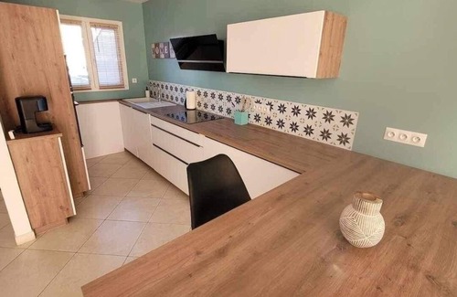 Maureilhan House | Beautiful villa, south of France with swimming pool 15 min from the sea
