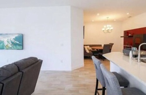 Braden River Villa | Stunning Villa Esplanade at Azario – 10/10 Guest Rated