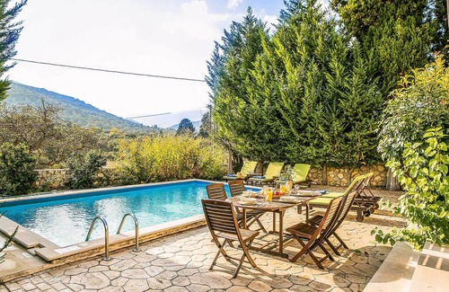 Marantochori Villa | Serene Villa with Private Pool and Ocean Views Await
