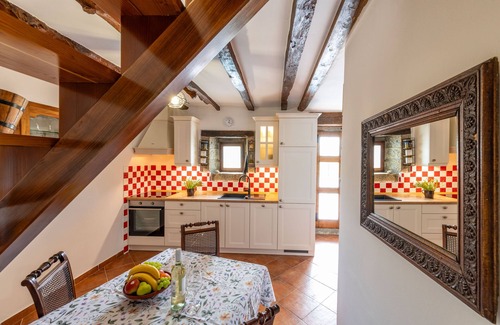 Korelici Villa | Idyllic Villa with Pool in Istria - Guest Rated 10/10
