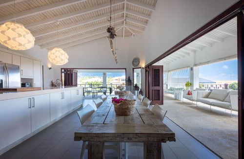 Jan Thiel Villa | Villa Mi Cuna: Relaxing Villa with Pool by the Beach