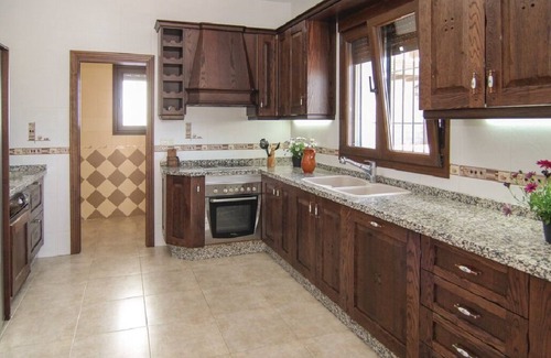 Sayalonga Cottage | Relaxing Villa with Private Pool and Jacuzzi Awaits You