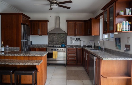 Savaneta House | Idyllic Villa with Private Pool and Oceanfront Views