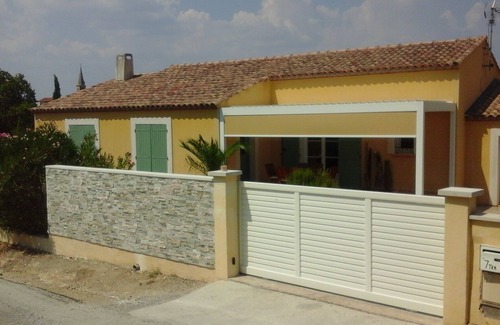 Aumes Villa | Relaxing Villa Retreat with Private Pool and Ocean View