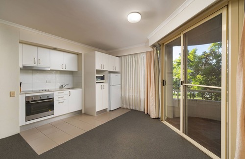 Wahroonga Apartment | Ideal Wahroonga Apartment - Rated 10/10, Perfect for Families