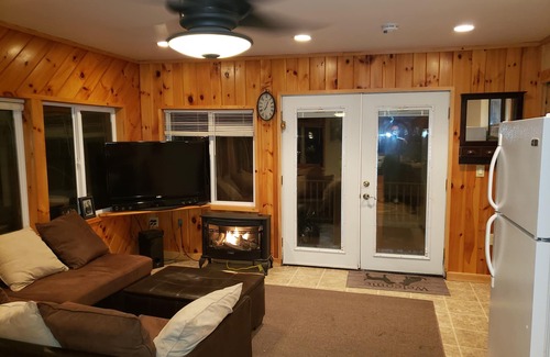 Chippewa Bay Cottage | Picturesque Waterfront Cottage with Ocean View & Spa