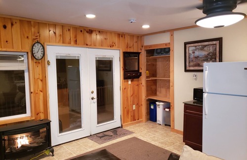 Chippewa Bay Cottage | Picturesque Waterfront Cottage with Ocean View & Spa