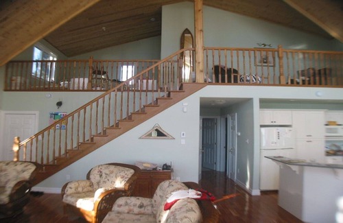 Chester House | Beautiful Waterfront Home in Chester Basin on Mahone Bay Coast -