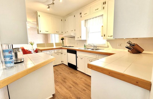 Gores Landing House | Serene Waterfront Retreat Just 1 Hour from Toronto