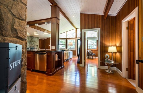 Lake of Bays Cottage | Tranquil Waterfront Cottage with Spa & Lake View Awaits