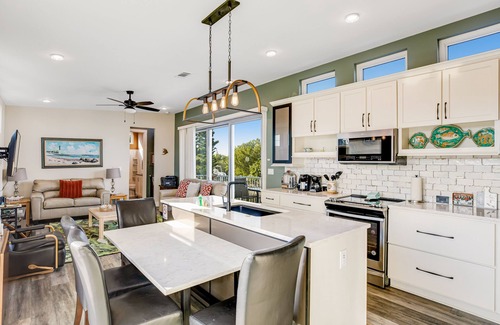 Doctor's Arm House | Idyllic Waterfront Retreat with Ocean Views and Spa