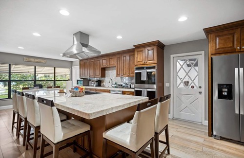 Limona Improvement House | Idyllic Waterfront Home with Heated Pool and Spa Amenities