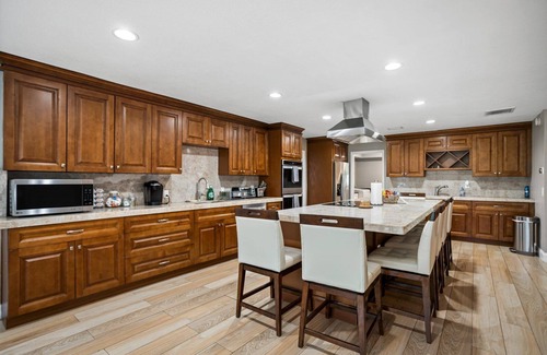 Limona Improvement House | Idyllic Waterfront Home with Heated Pool and Spa Amenities