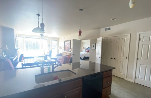 Post Falls Condo | Beautiful Waterfront Condo With Spectacular Views