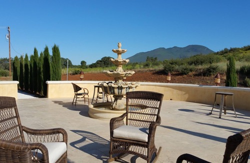 Clear Lake Villa | Idyllic Wine Ranch Retreat with Lake Views and Spa