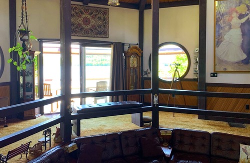 Wolfeboro House | Beautiful Wolfeboro Octagonal Lake Home, sleeps 10