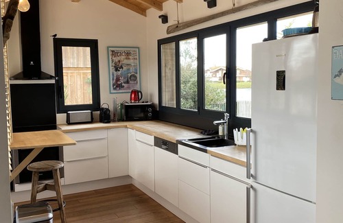 Gujan-Mestras House | Idyllic Wooden House with Ocean View and Pool Amenities