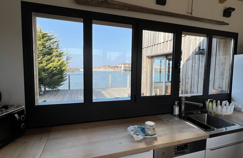 Gujan-Mestras House | Idyllic Wooden House with Ocean View and Pool Amenities