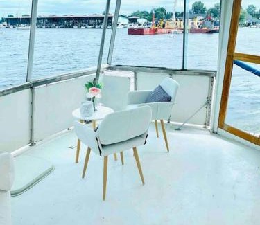 Clayton Boat Rental | Idyllic Yacht Retreat in Clayton, NY with Ocean Views