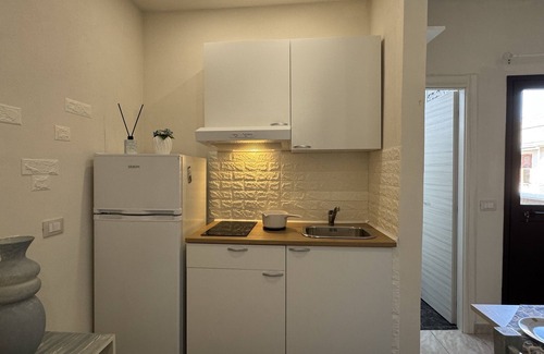 Casteldaccia Apartment | Beautiful Zagara Studio Apartment