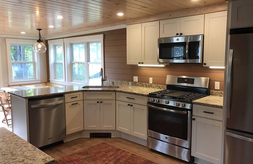 Holderness House | Elegant Homes on Squam Lake: Top-Rated Stay in Holderness