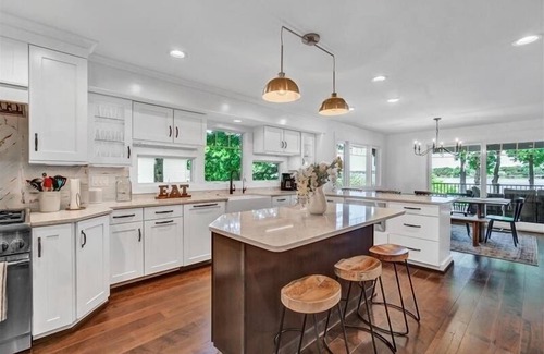 Huddleston House | Idyllic Viewtop Home with Hot Tub & 250' Shoreline Access