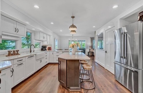 Huddleston House | Idyllic Viewtop Home with Hot Tub & 250' Shoreline Access