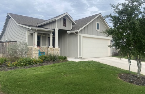 Austin House | Exceptional 3 Bedroom Home with Pool Near Downtown