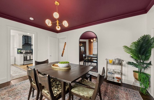 Kamm's Corners Apartment | Beautifully Designed, Hot Tub, Game Room, N64, Sleeps 10