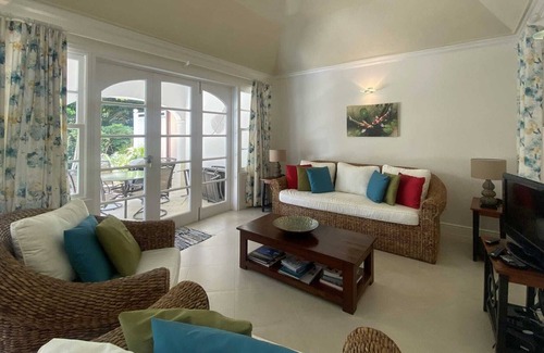 Halcyon Heights Villa | Beautifully furnished Villa with 2 bedrooms adjacent to The Sandy Lane Estate