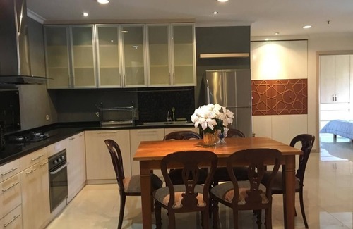 Jakarta Apartment | Stylish 2 Bedroom Apartment in Senayan Area
