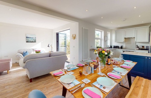 Abersoch House | Refurbished Holiday Home in Abersoch with Ocean View