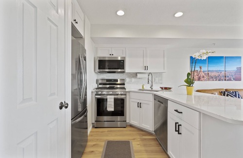 Wolf Creek Condo | Ideal Getaway Near Powder Mountain and Snow Basin Resorts