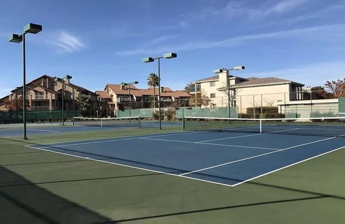 St. George Condo | Stylish Condo with Fountain Views & Spa Amenities