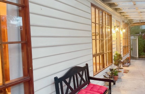 Blackmans Bay House | Renovated Cottage Just 300m from the Beach, Pet Friendly